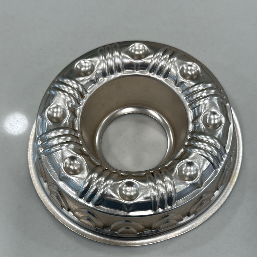 Elegant copper Decorative/ cake Ring